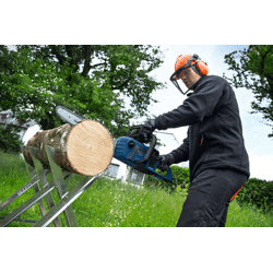 Akku-Kettensäge GKE 18V-40 Professional