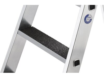 Nachrüstsatz clip-step R13 Trittauflage Rutschhemmung für Aluminium-Stehleiter