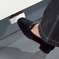 Fussbetätigung Kick and go